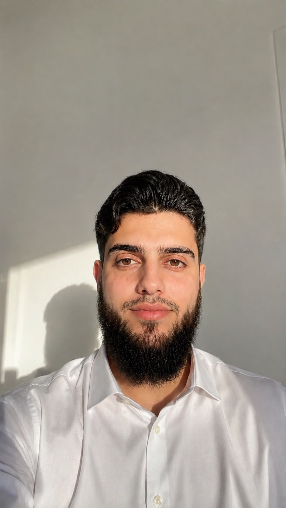 Porträt von Loris Mannarino, Webdesigner und Gründer von Lorino Co. aus Emmenbrücke bei Luzern